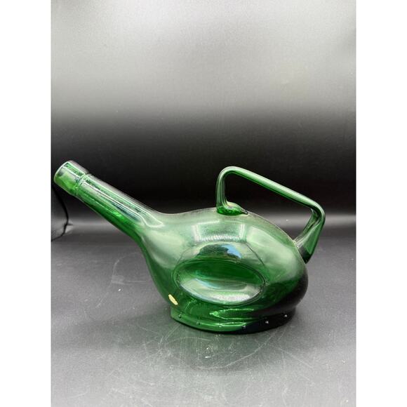 Brevetto No 10.970 Hand Crafted Italian Green Glass Wine Decanter - Picture 2 of 7